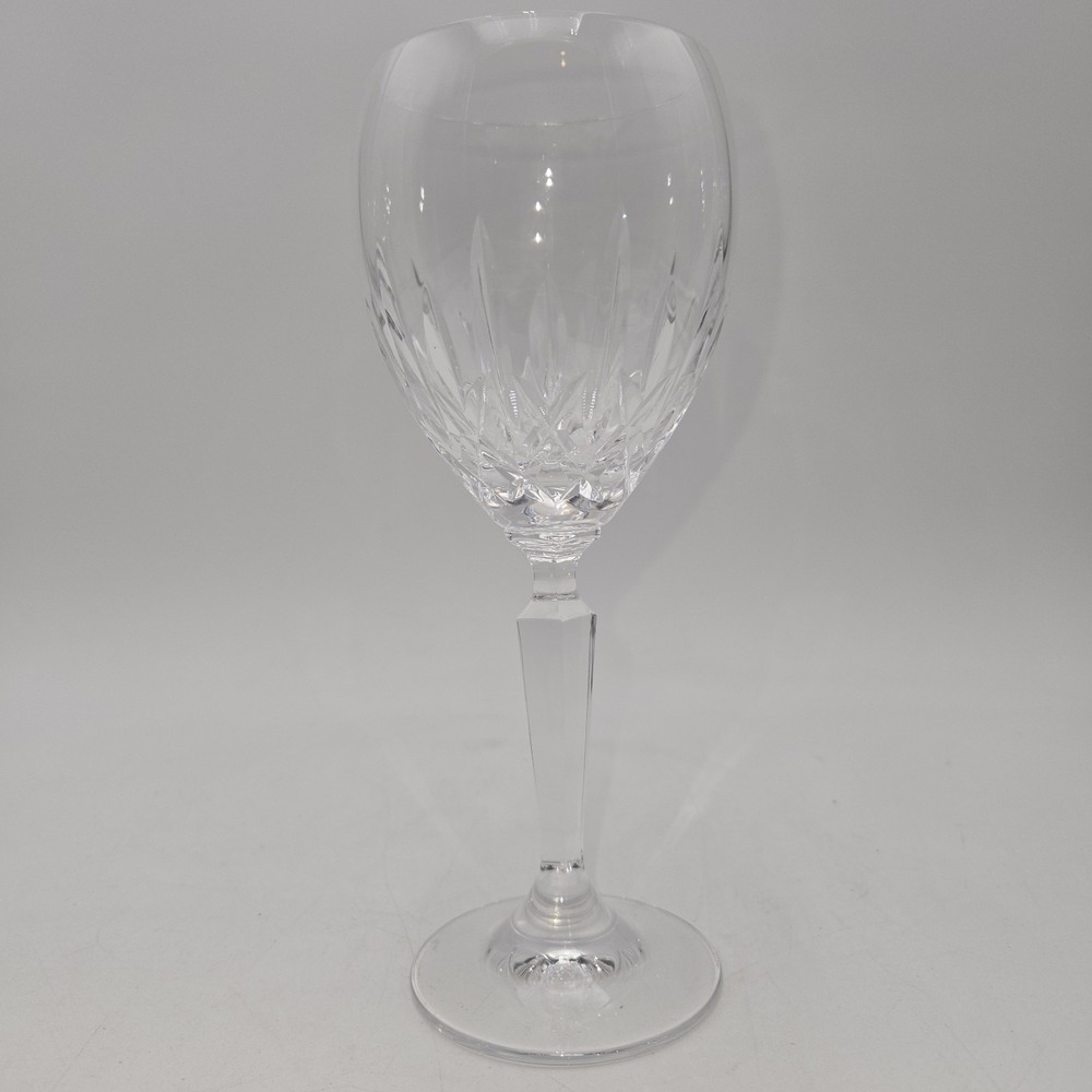 Waterford Alana Crystal 6 7/8" Water‎ Goblet Cut Diamond And Leaf Signed Ireland